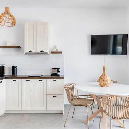Nivius Boutique Villa Pláka