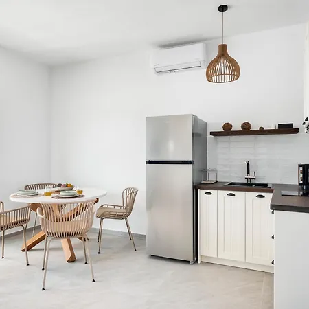 Nivius Boutique Villa *