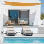 Nivius Boutique * Pláka